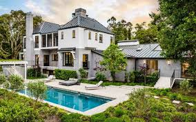 The Residence A Contemporary Haven of Comfort and Style The Residence A Contemporary Haven of Comfort and Style